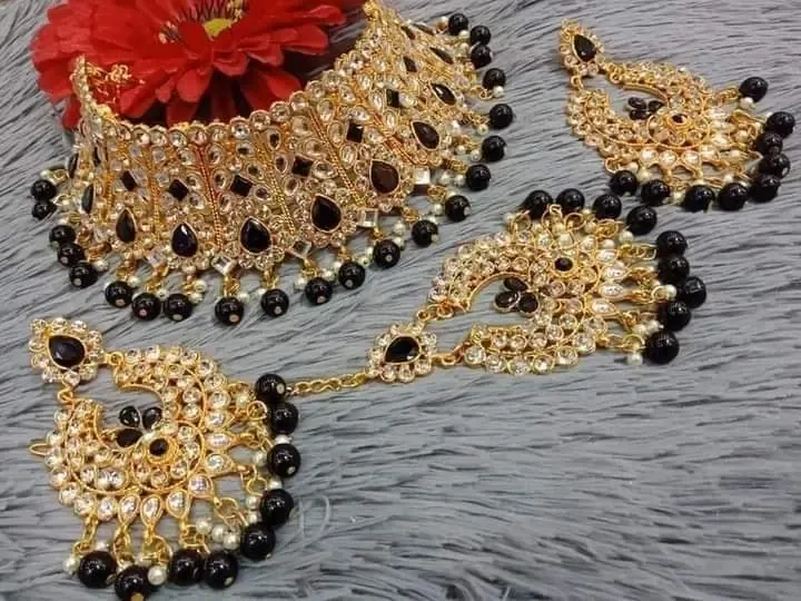 Traditional Wedding/Party Bridal Choker Necklace Earrings And Tikli Jewellery Set - Necklace - Necklace For Girls thumbnail
